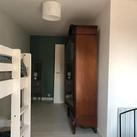 Holiday home Gabae Les Volets Verts *
