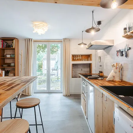 Holiday home Gabae Les Volets Verts