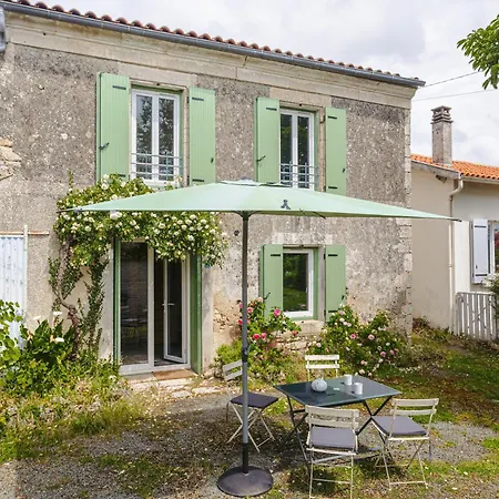 Gabae Les Volets Verts Holiday home