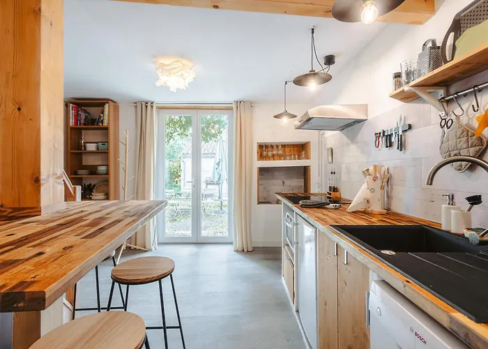 Gabae Les Volets Verts Semesterbostad Puyravault (Charente-Maritime)